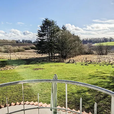 Stunning Home In Hjorring בית נופש